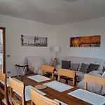 Σπίτι διακοπών Etage Entier Independant D , Avec Terrasse, Jardin, 2 A 6 Personnes