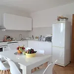 Etage Entier Independant D , Avec Terrasse, Jardin, 2 A 6 Personnes Σπίτι διακοπών