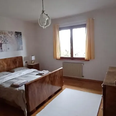 Etage Entier Independant D , Avec Terrasse, Jardin, 2 A 6 Personnes Vakantiehuis