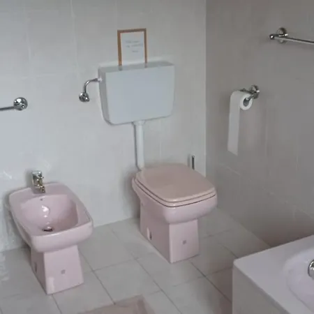 Etage Entier Independant D , Avec Terrasse, Jardin, 2 A 6 Personnes Vakantiehuis *