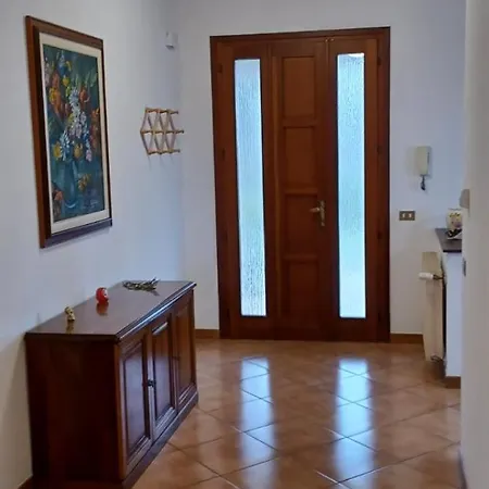 Etage Entier Independant D , Avec Terrasse, Jardin, 2 A 6 Personnes