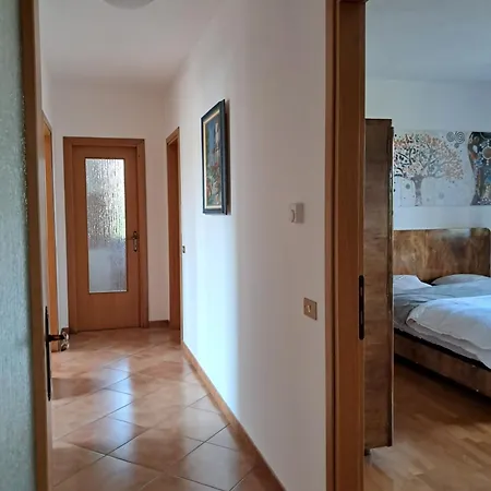 Etage Entier Independant D , Avec Terrasse, Jardin, 2 A 6 Personnes Vakantiehuis