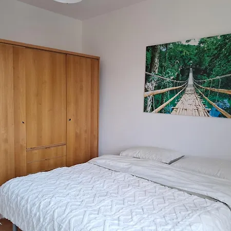 Etage Entier Independant D , Avec Terrasse, Jardin, 2 A 6 Personnes בית נופש Arba