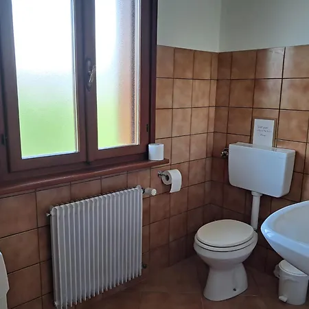 Vakantiehuis Etage Entier Independant D , Avec Terrasse, Jardin, 2 A 6 Personnes *