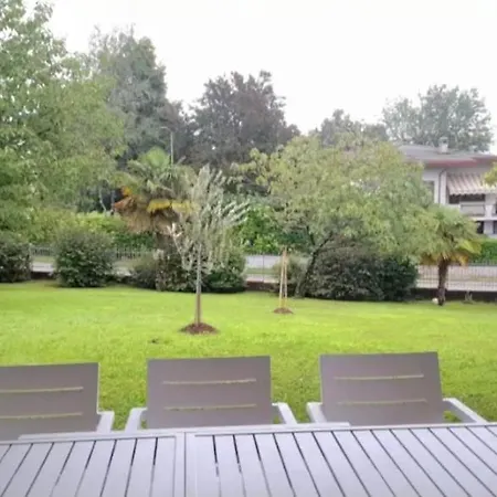 Etage Entier Independant D , Avec Terrasse, Jardin, 2 A 6 Personnes Vakantiehuis