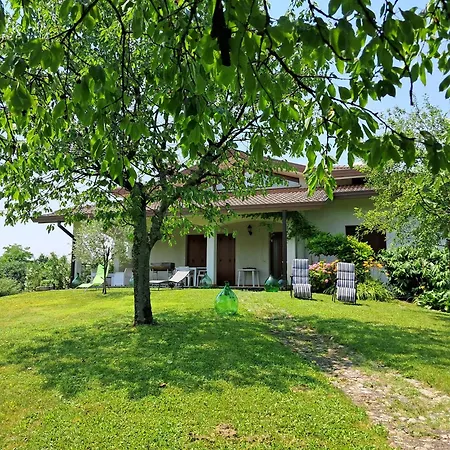 Etage Entier Independant D , Avec Terrasse, Jardin, 2 A 6 Personnes Arba