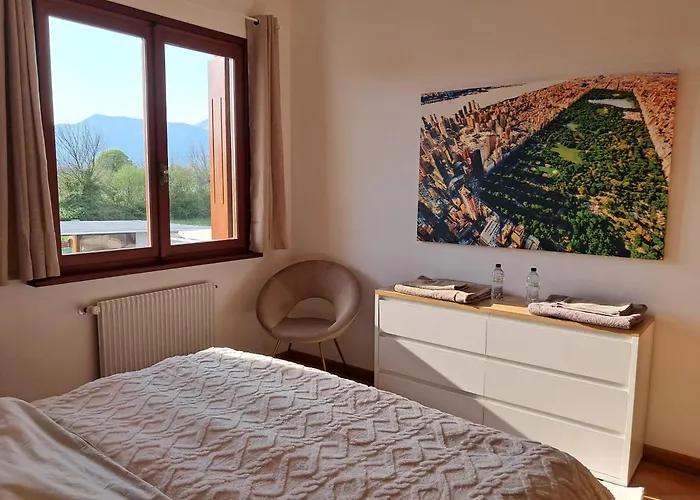 Σπίτι διακοπών Etage Entier Independant D , Avec Terrasse, Jardin, 2 A 6 Personnes Arba