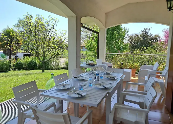 Etage Entier Independant D , Avec Terrasse, Jardin, 2 A 6 Personnes Σπίτι διακοπών *